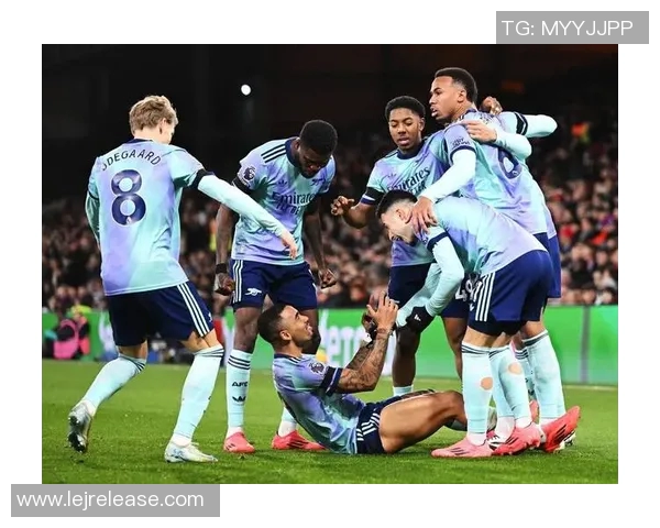 意甲激战波尔图大胜曼城乌龙球引发全场争议与热议